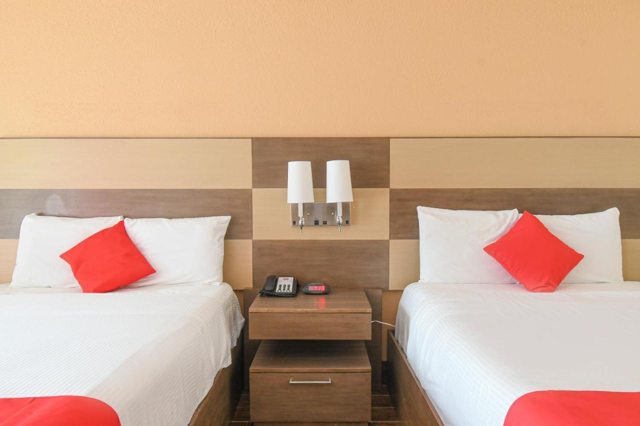 Scottish Inns & Suites - Woodlands Mall The Woodlands Zewnętrze zdjęcie