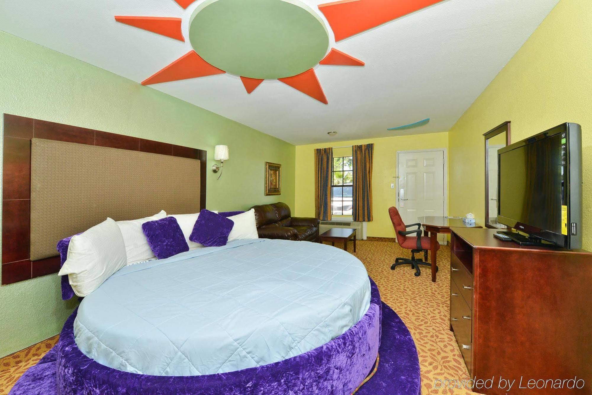 Scottish Inns & Suites - Woodlands Mall The Woodlands Zewnętrze zdjęcie