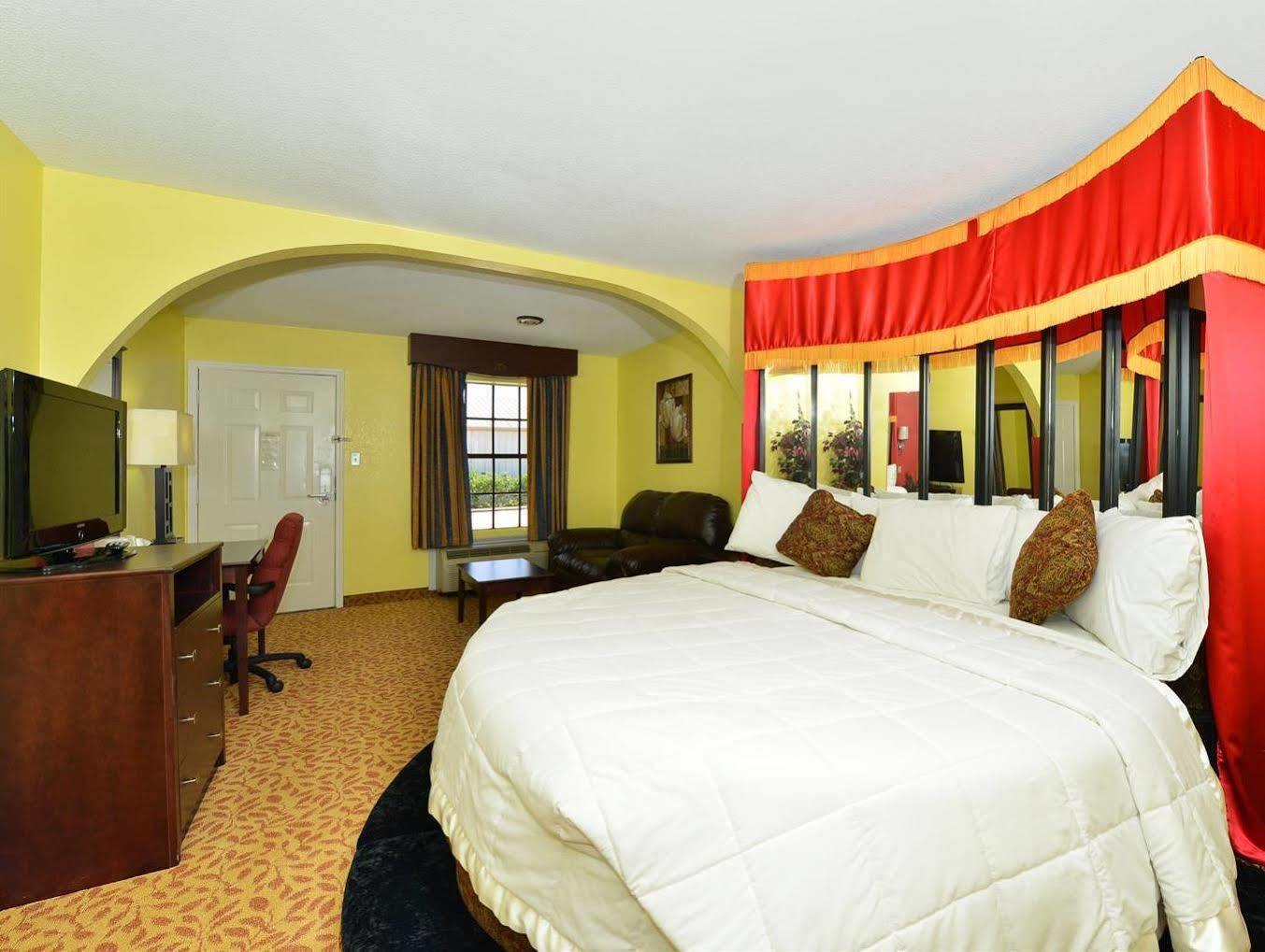 Scottish Inns & Suites - Woodlands Mall The Woodlands Zewnętrze zdjęcie